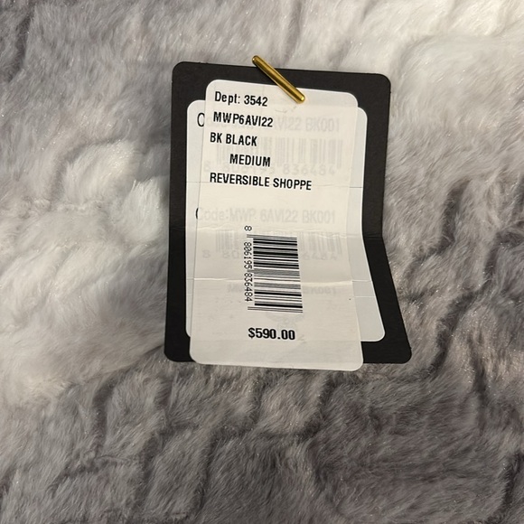 MCM Reversible Shoppe for Sale - Picture 3 of 13